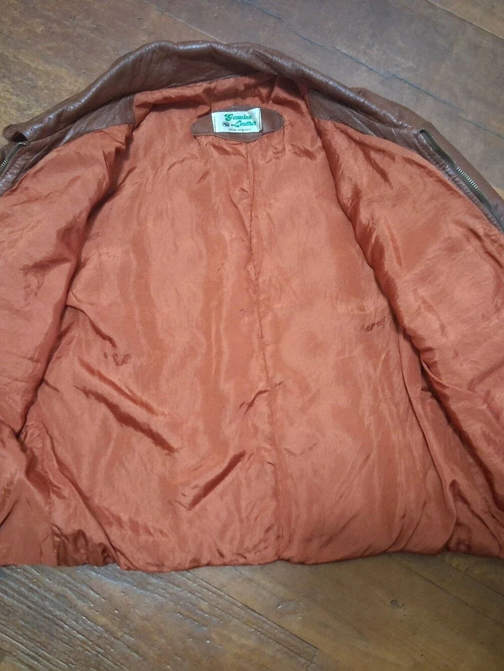 Women's Or Unisex Vintage 1970s Genuine Leather Jacket - Picture 5 of 8